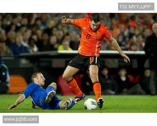 科库巴萨的荷兰全能中场展现出色技术与战术意识引领球队奋勇向前